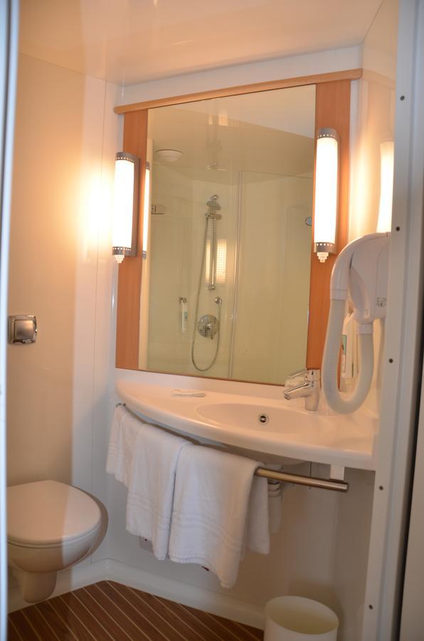 Ibis Issoire Hotell Exteriör bild