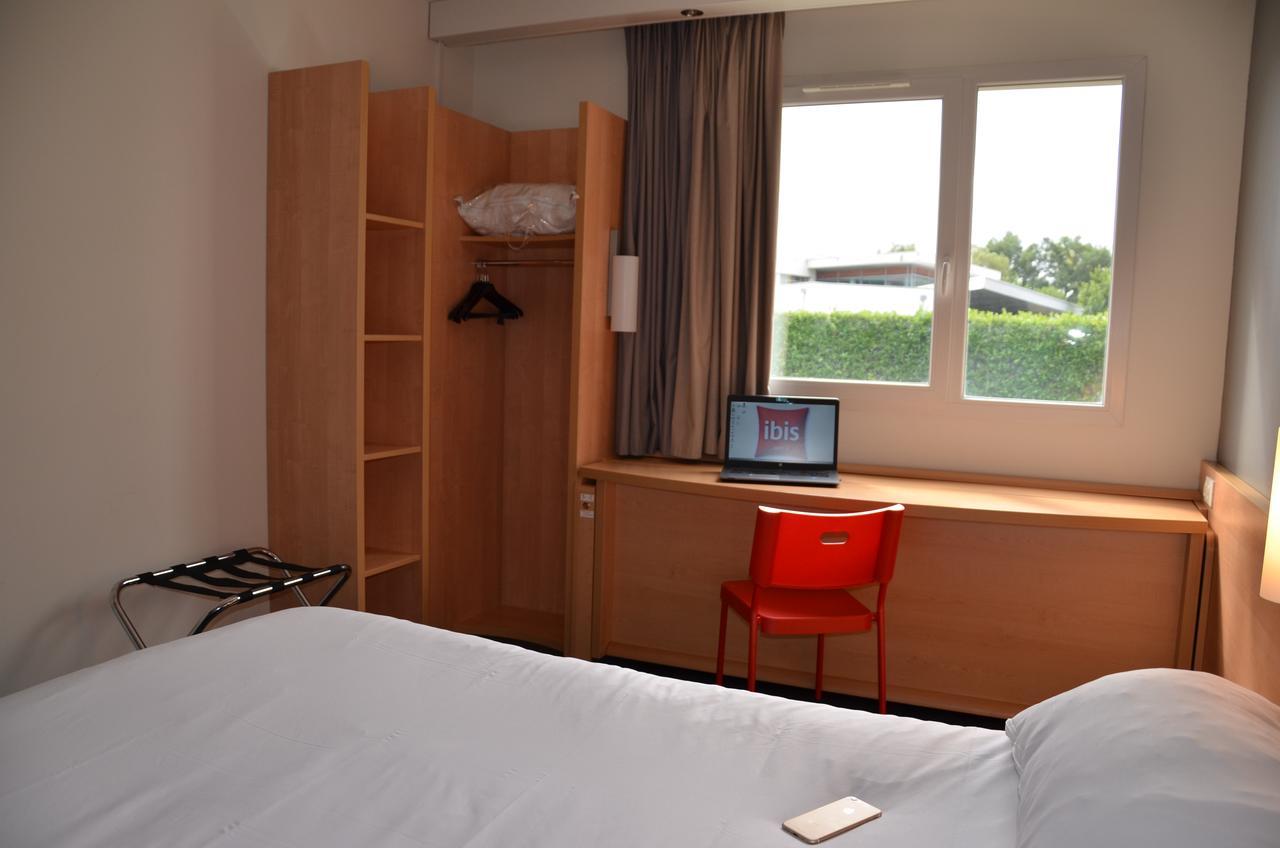 Ibis Issoire Hotell Exteriör bild