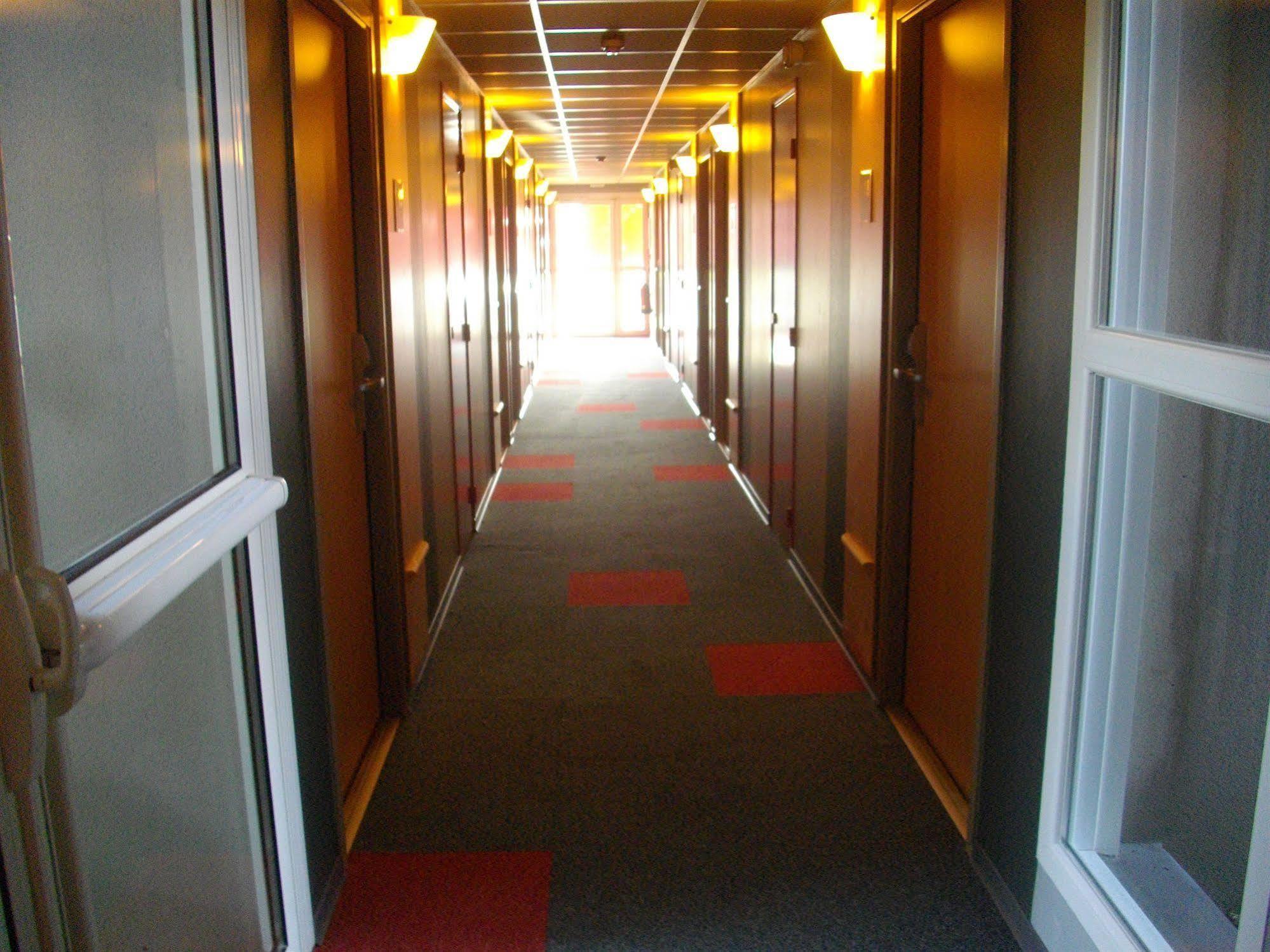 Ibis Issoire Hotell Exteriör bild