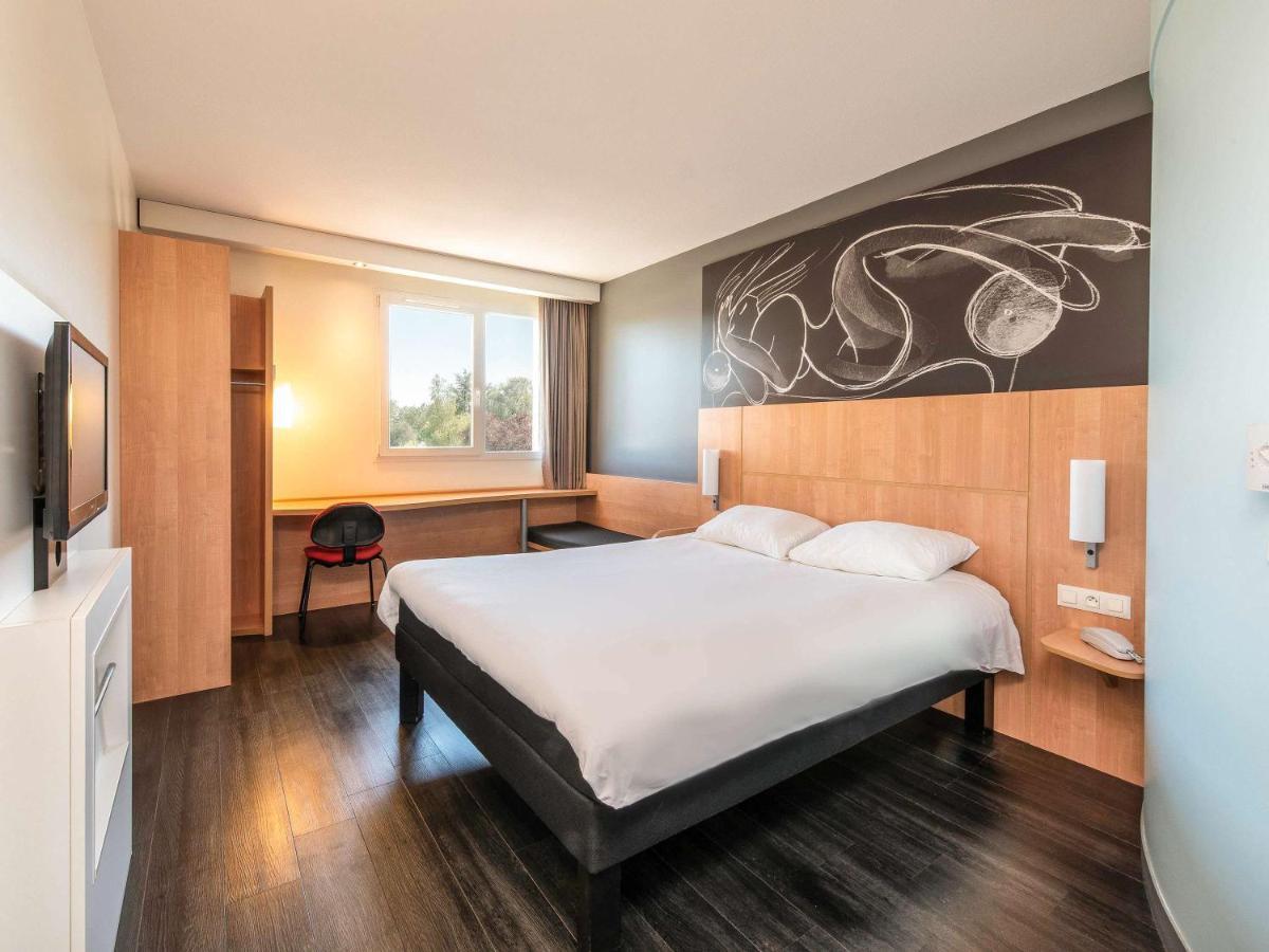 Ibis Issoire Hotell Exteriör bild